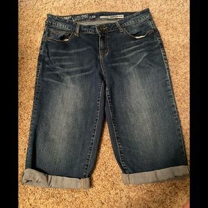 DKNY Ludlow Jean Short